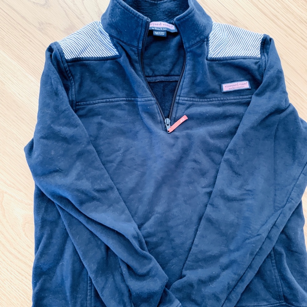 Vineyard Vines Shep Shirt size M. Navy blue.